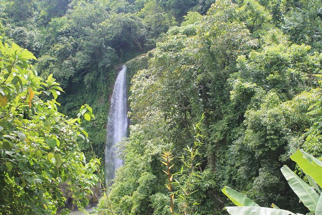 Madhabkunda_waterfall_(10).JPG