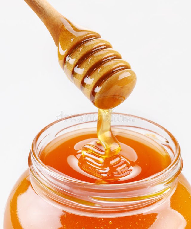 honey-dipper-full-honey-pot-11691746.jpg