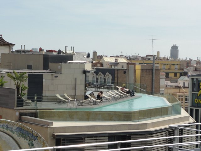 Swimming pool on the roof from las arenas shopping center