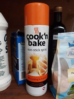 cook 'n bake spray smaller.jpg