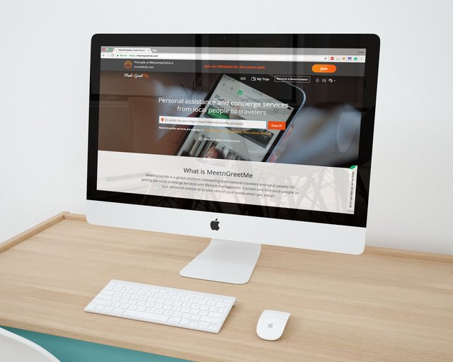 iMac-on-wooden-desk.jpg