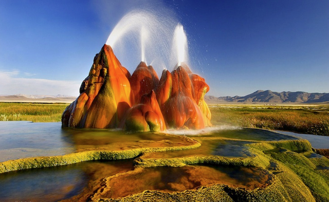 Fly-Geyser-700x430.png