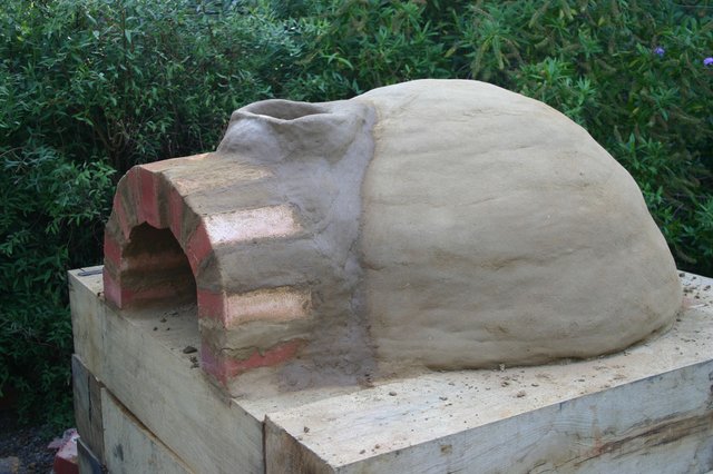 Igloo Oven 2.jpg