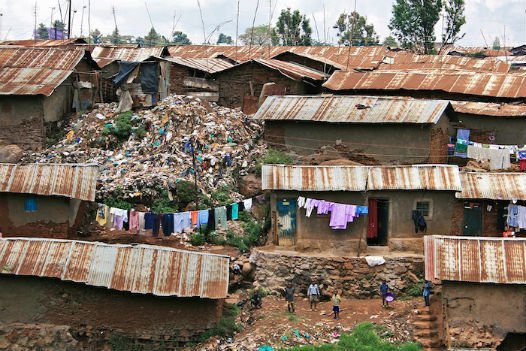 kibera-slum-nairobi-kenya.jpe