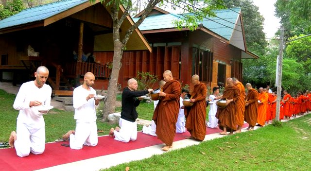 WatPaTamWuaForestMonastery_วัดป่าถ้ำวัว_08.jpg