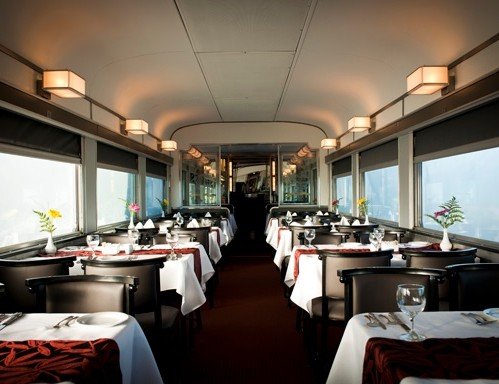 Via-Rail-Dining-Car-499x384.jpg