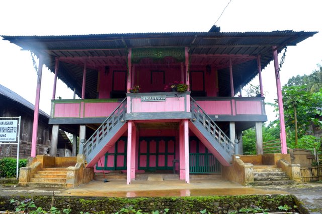 Rumah Batu Bandung 1.jpg