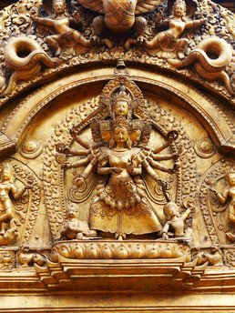 53dab397dcd5888e145c6881_golden-gate-bhaktapur-taleju-goddess-square-nepal.jpg