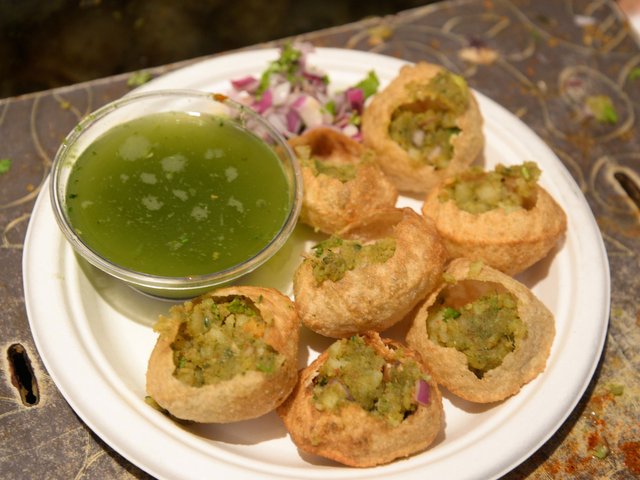 panipuri.jpg