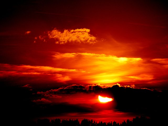 sunset-472981.jpg