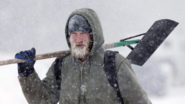 hi-winter-shovel.jpg