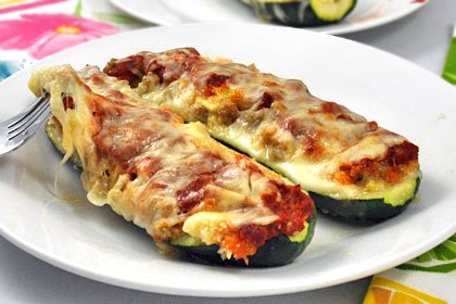 r_pork_sausage_stuffed_zucchini.jpg