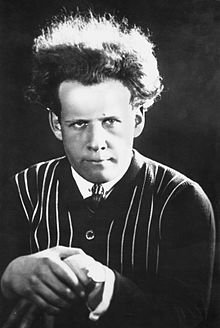 220px-Sergei_Eisenstein_03.jpg