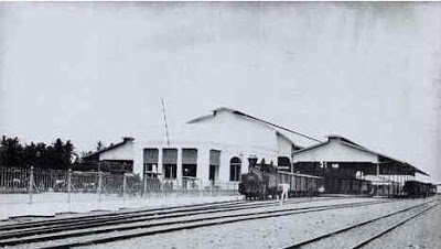 Stasiun Kereta Api Tugu tahun 1887.jpg