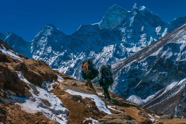 Mount-everest-base-camp-trek-nepal-24-X3.jpg