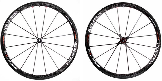2012-Equinox-Advantage-RT38-plus-carbon-fiber-road-bike-wheels3.jpg