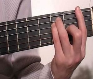 aprender-a-tocar-guitarra-acustica-fa-front.jpg