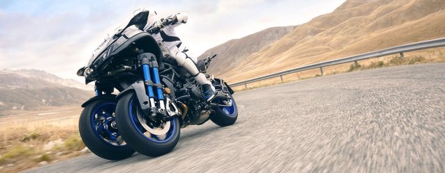 2018-yamaha-niken-unveiled-2.jpg