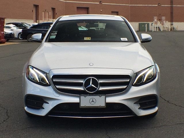 new-2017-mercedes~benz-e~class-e300sport4maticsedan-9388-16452676-8-640.jpg