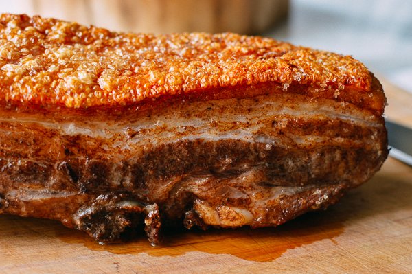 cantonese-roast-pork-belly-8.jpg