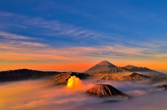 sunset-gunung-bromo.jpg