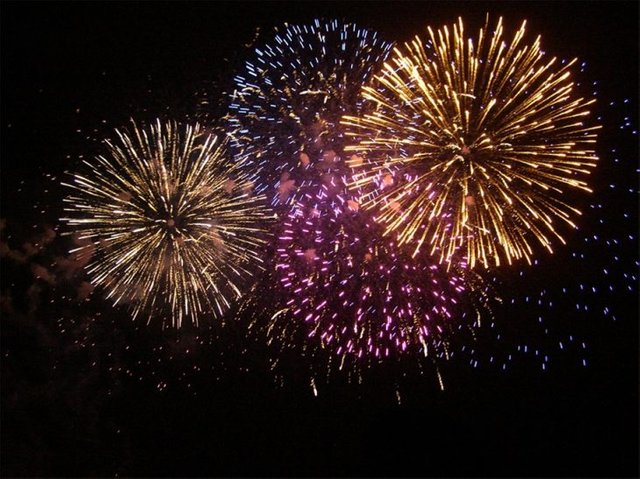 New-Year’s-Fireworks-730x546.jpg