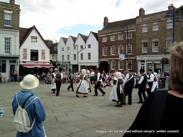 st neots england  6-12-2010 12-52-017.jpg