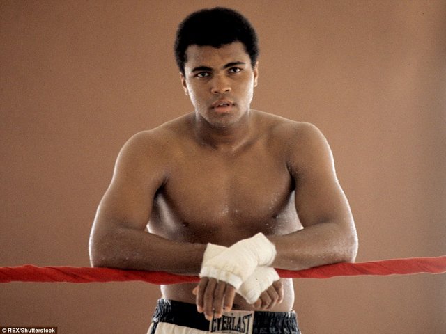 Muhammad Ali in training 1970.jpg