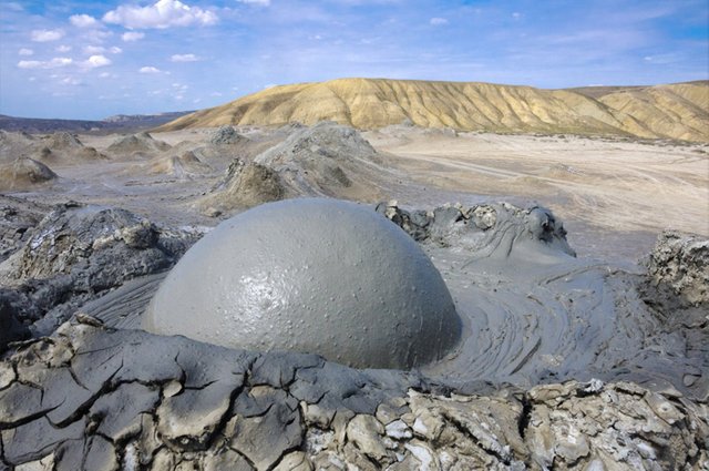 Mud-volcanoes.jpg