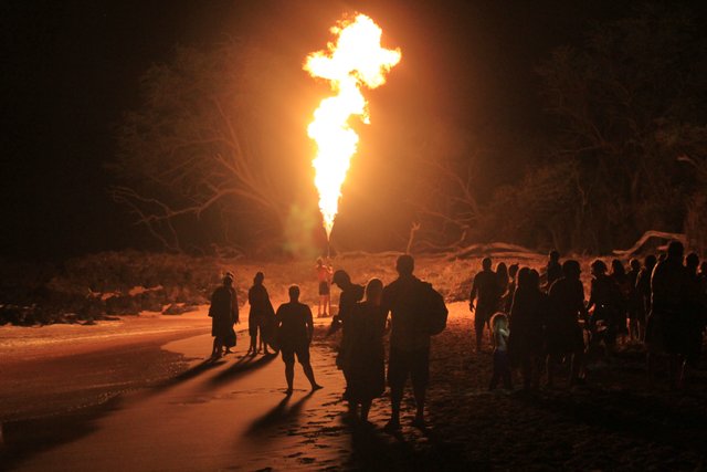 Maui Huge fire.jpg