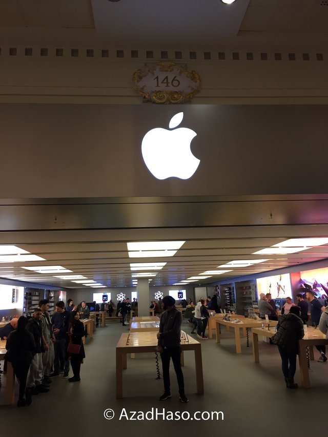 Apple Store Manchester .jpg