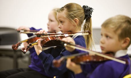 Children-playing-musical-001.jpg