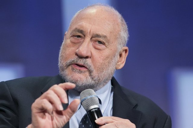 Stiglitz.jpg