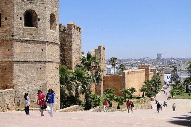 Pedestrians_and_Kasbah_Walls_-_Rabat_-_Morocco.jpg