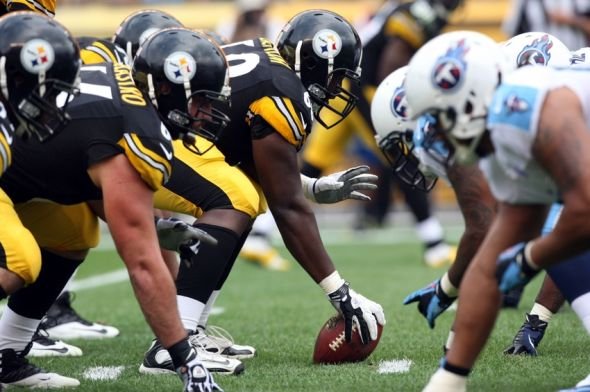 kelvin-beachum-nfl-tennessee-titans-pittsburgh-steelers-590x900.jpg