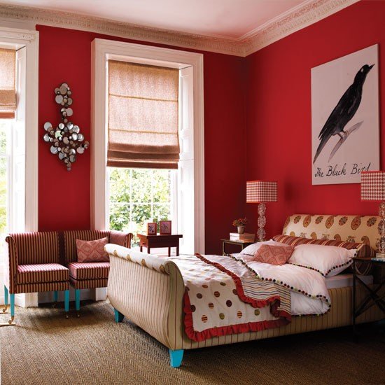 red-themed-room.jpg