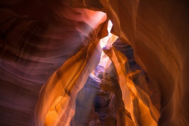 antelope-canyon-457495_1920.jpg