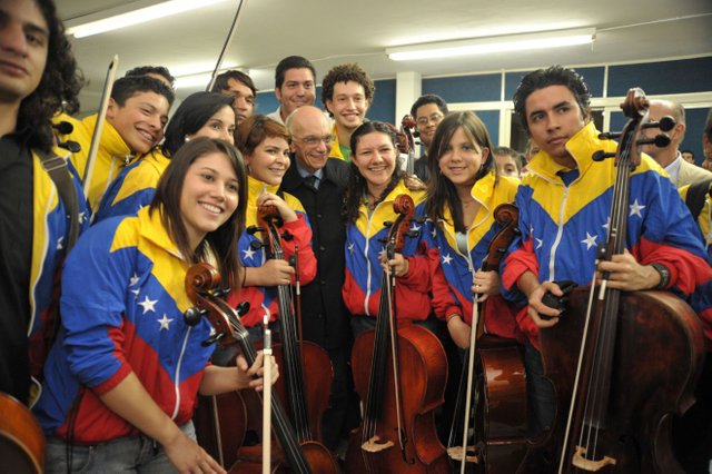 JOSE-ANTONIO-ABREU.jpg