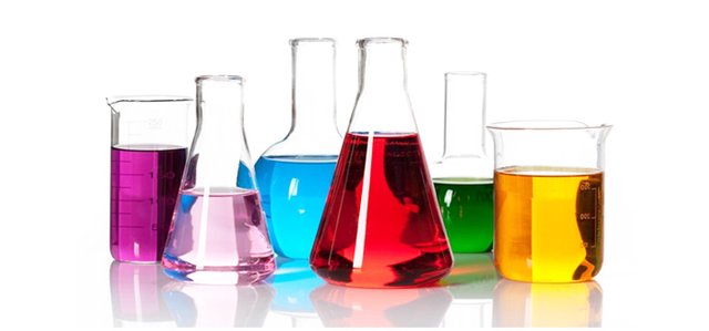Beakers_700_327.jpg