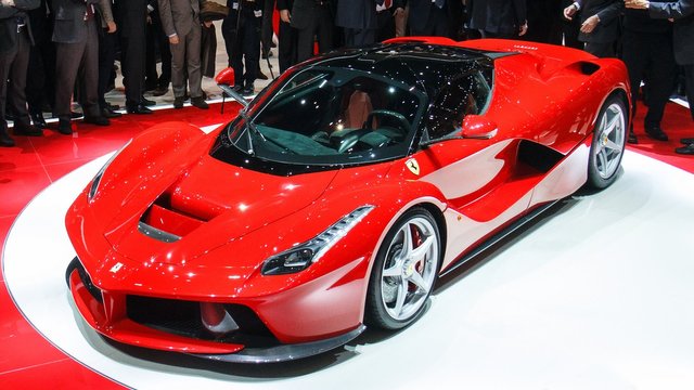 Ferrari-LaFerrari.jpg