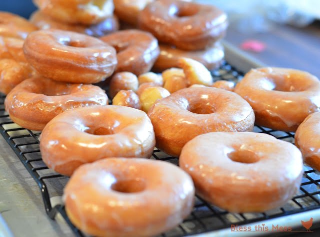 Pioneer Woman's yeast glazed donuts3.jpg