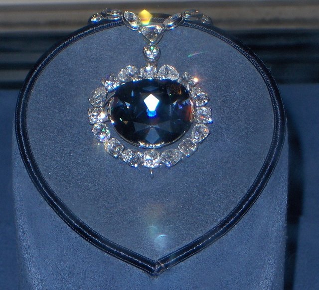 8-hope-diamond.jpg