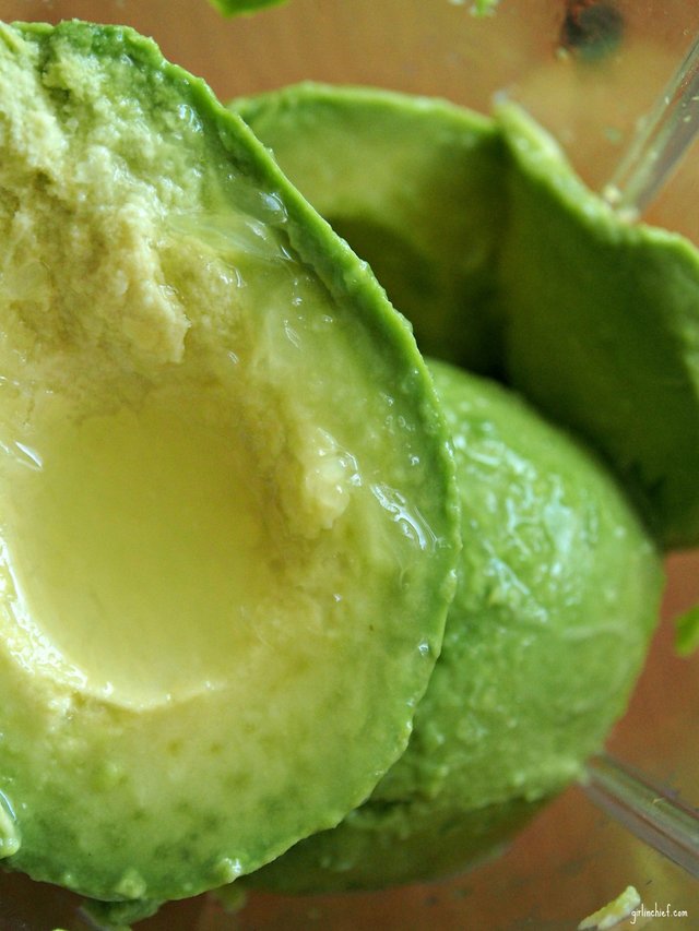 lean-green-avocado-egg-salad-girlinchief.JPG