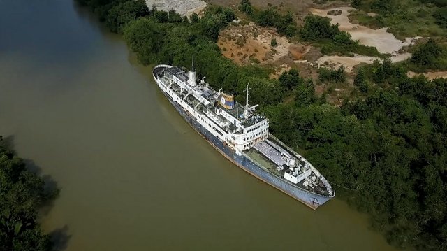 #1 Norwegian ghost ship lost in the Thai jungle