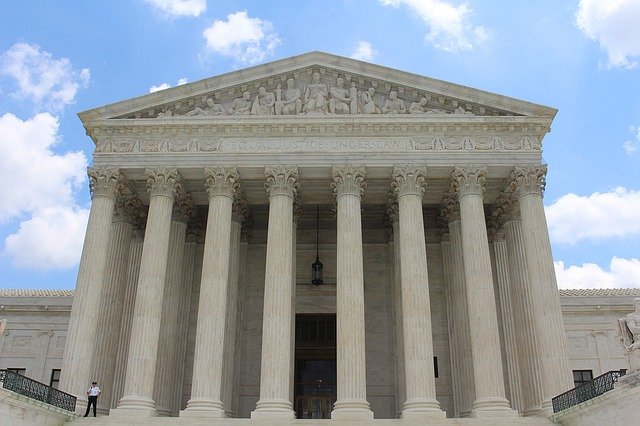 supreme-court-building-1209701_640.jpg