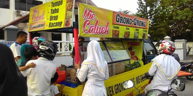 mi-caluk-makanan-tradisional-aceh-yang-diburu-jelang-buka-puasa.jpg