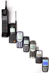 170px-Mobile_phone_evolution.jpg