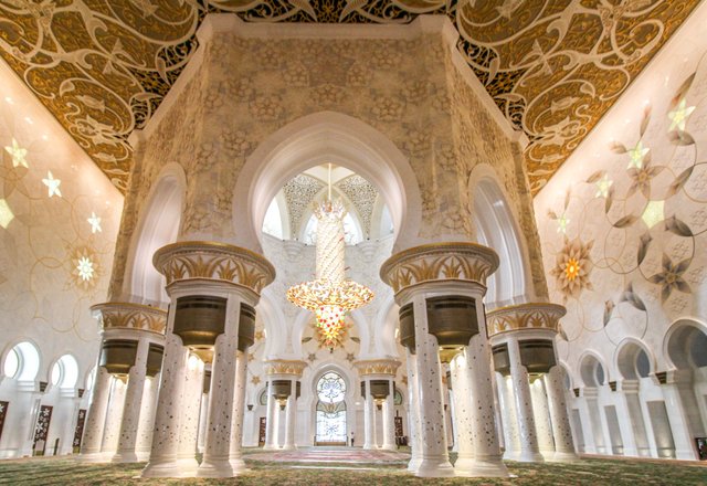 inside-grand-mosque.jpg