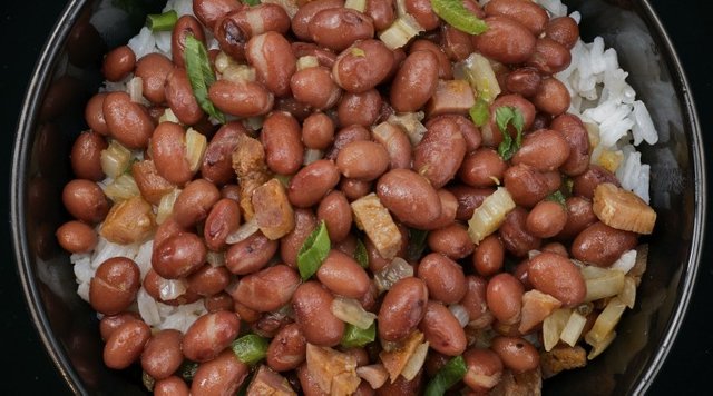 pressure-cooker-red-beans-with-tasso-and-cajun-spices-recipe-720x400.jpg