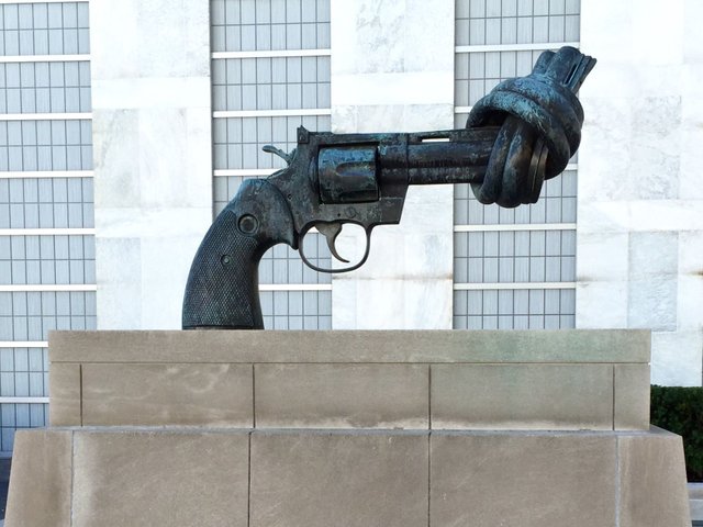 knotted-gun.jpg